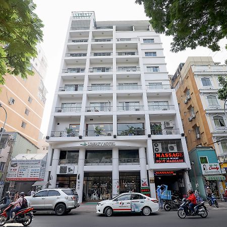 リバティ ホテル サイゴンパークビュー ホーチミン市 エクステリア 写真