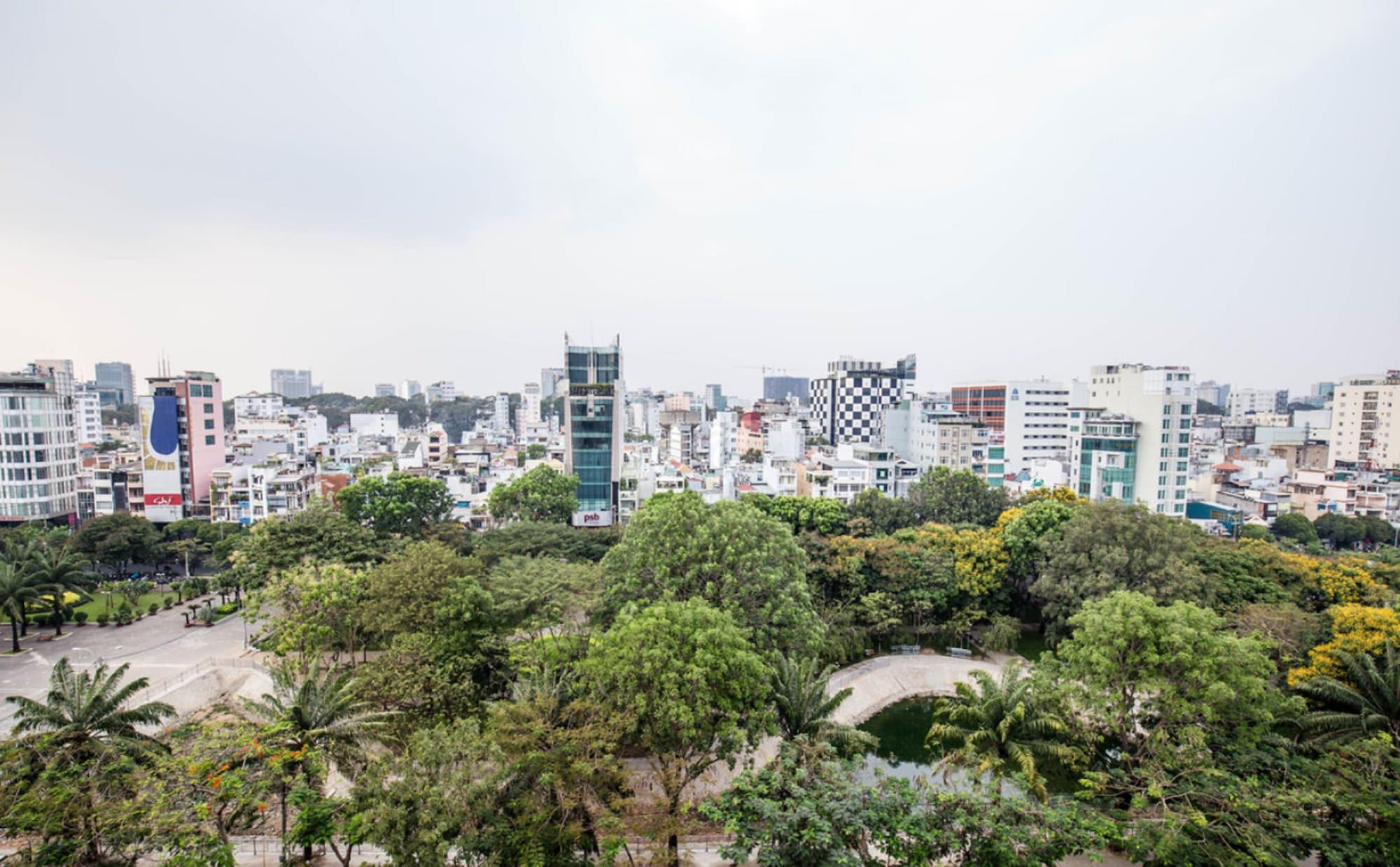 リバティ ホテル サイゴンパークビュー ホーチミン市 エクステリア 写真